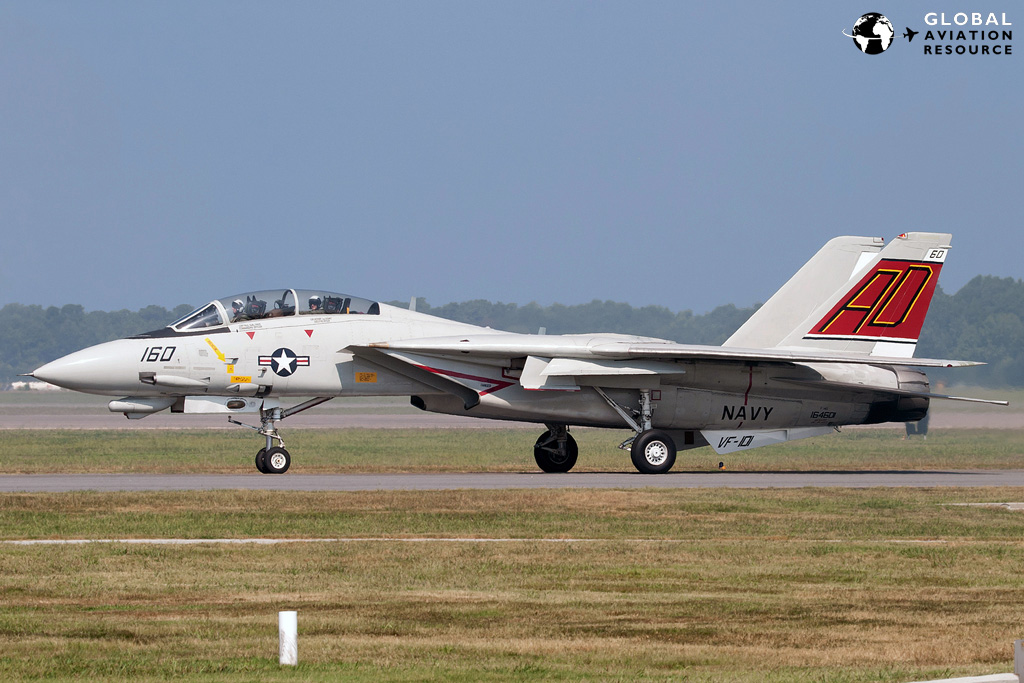 Global Aviation Magazine Preview: The Last USN F-14 Tomcat Display ...